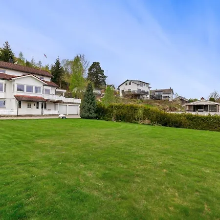 Juleferie Og Nyttar ,jacuzzi, Balpanne Og Grill, *