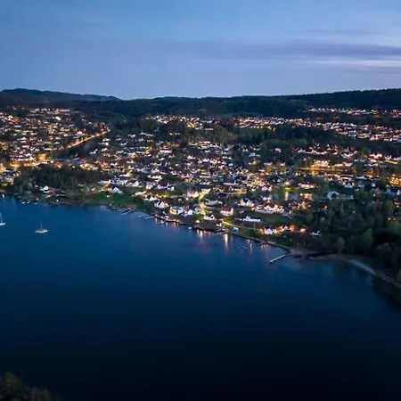 Hébergement de vacances Vinterferie Paske Jacuzzi, Balpanne Og Grill, *