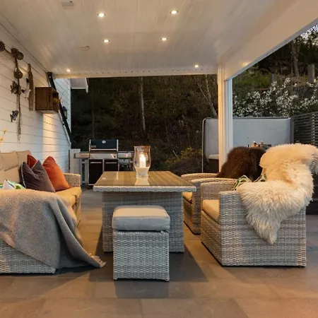 度假居 Vinterferie Paske Jacuzzi, Balpanne Og Grill, *